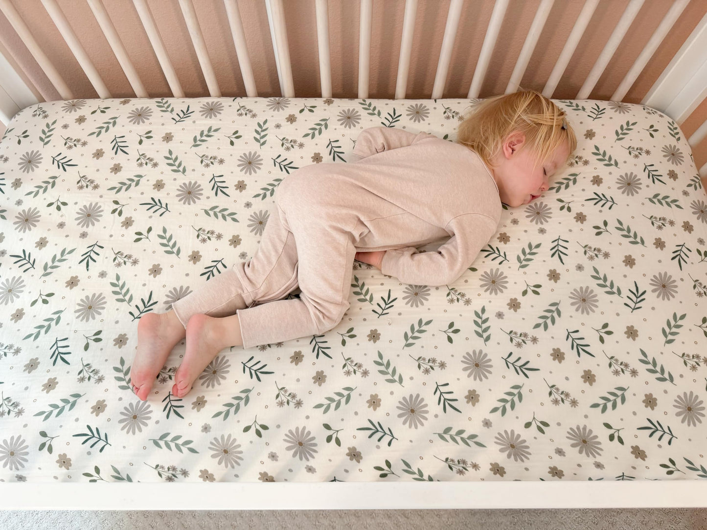 Standard Muslin Crib Sheet, 1-Pack, 100% Cotton for Unisex | Rainbow