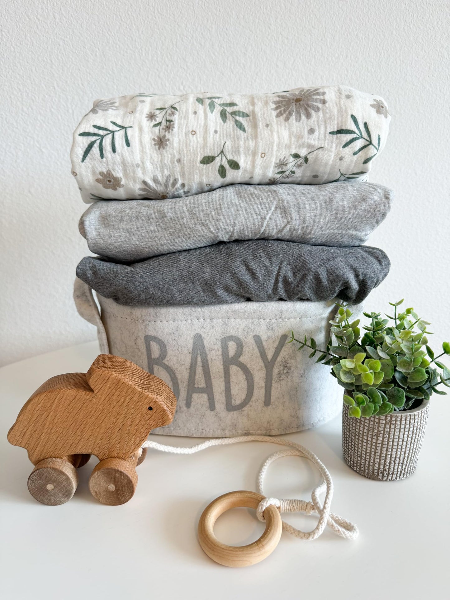 Standard Muslin Crib Sheet, 1-Pack, 100% Cotton for Unisex | Rainbow