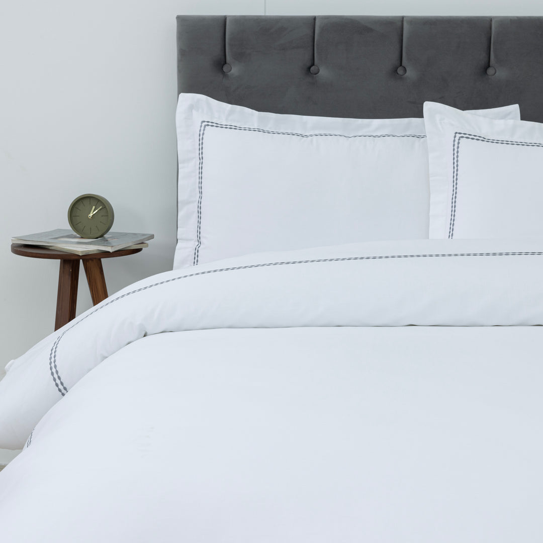 T200 Cotton Embroidered Duvet Covers Set (Grey)