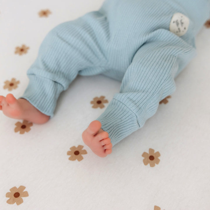 Jersey Crib Mattress Sheets Unisex Brown/Flowers (Standard)