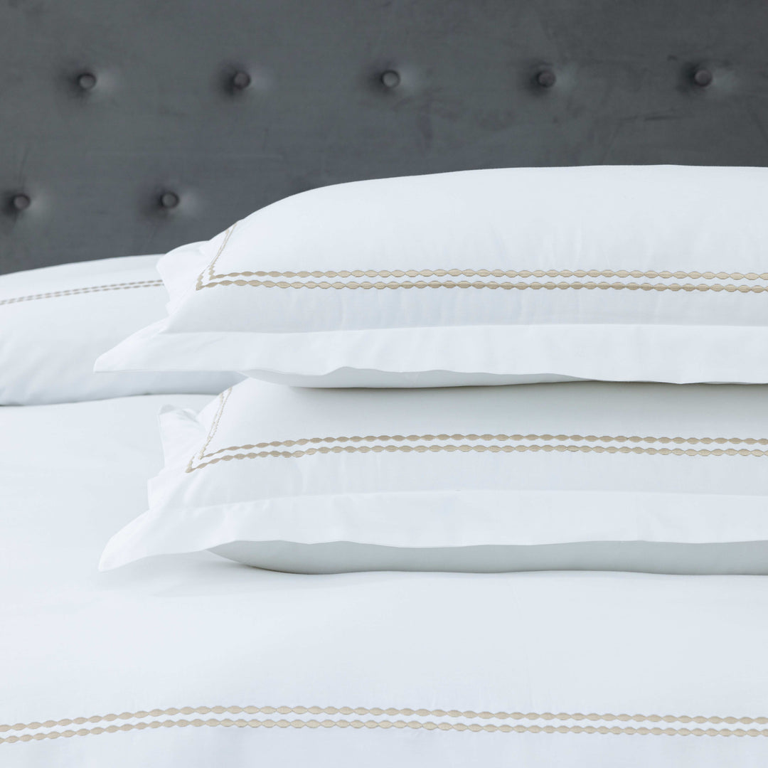 T200 Cotton Embroidered Duvet Covers Set (Gold)
