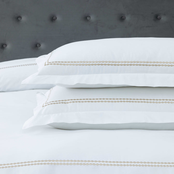T200 Cotton Embroidered Duvet Covers Set (Gold)