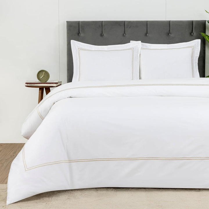 T-300 Cotton Sateen Embroidered Duvet Cover Set (Gold)